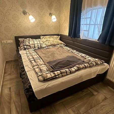 Bright Apartment In The Most Beautiful Street Of Budapest Vaci Street, Fashion Street בודפשט מראה חיצוני תמונה