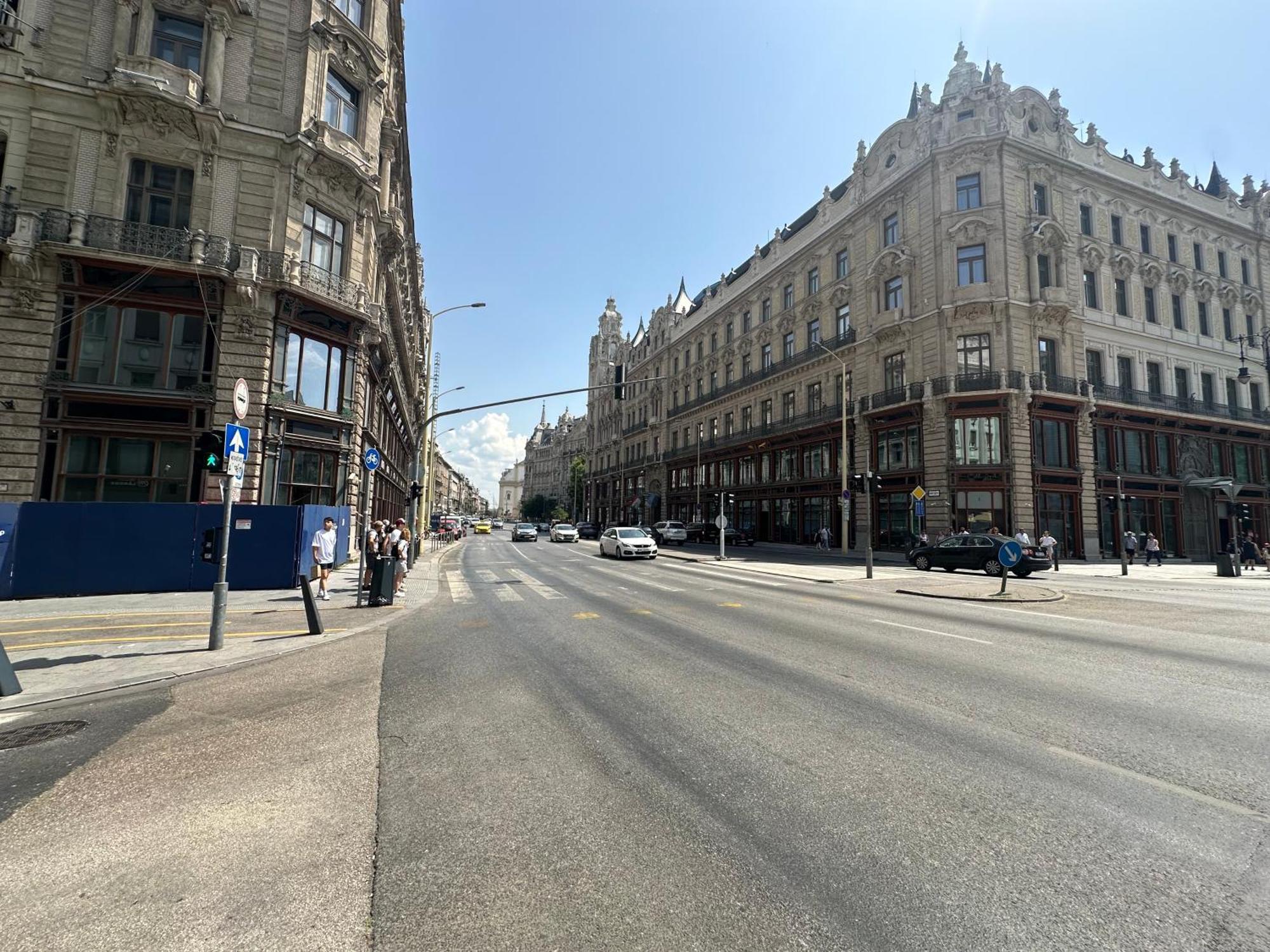 Bright Apartment In The Most Beautiful Street Of Budapest Vaci Street, Fashion Street בודפשט מראה חיצוני תמונה