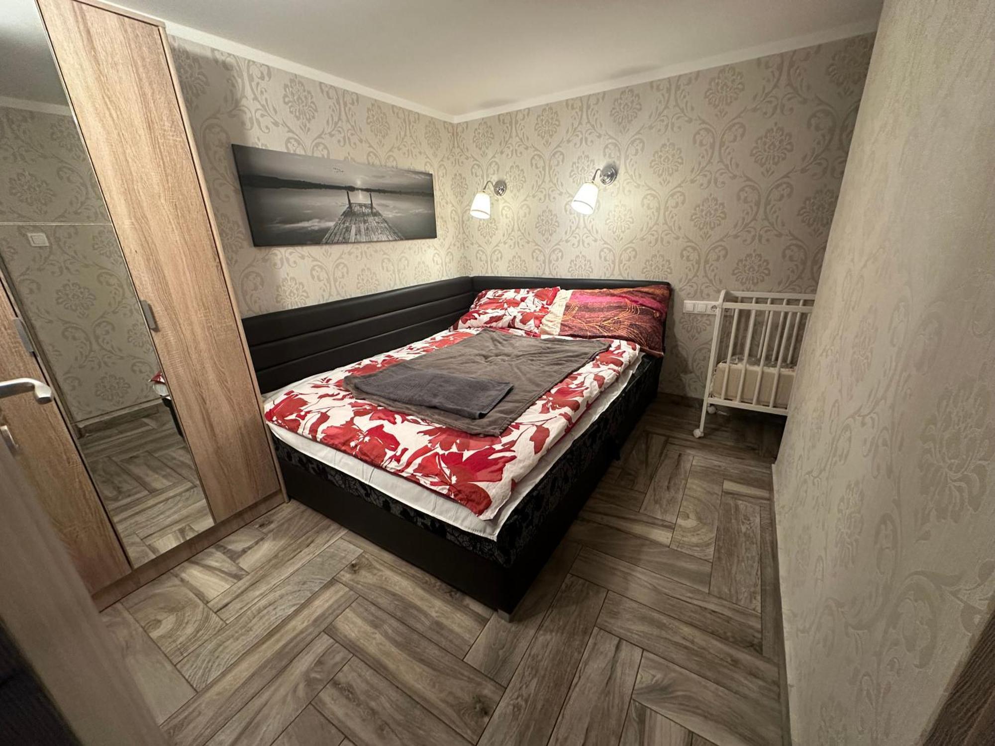 Bright Apartment In The Most Beautiful Street Of Budapest Vaci Street, Fashion Street בודפשט מראה חיצוני תמונה